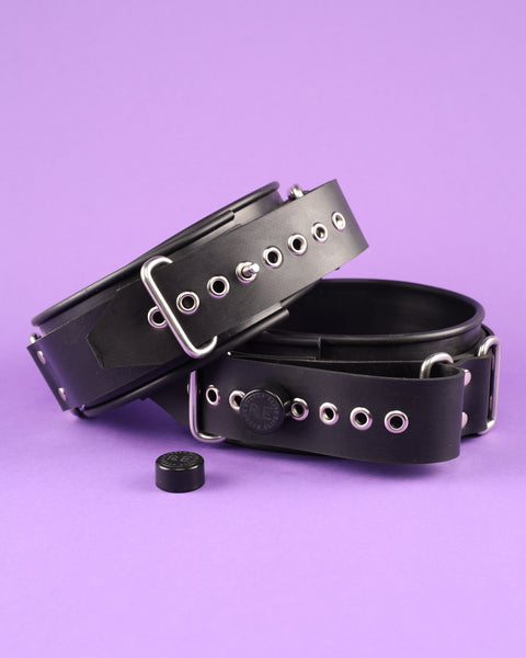 Thigh Restraints