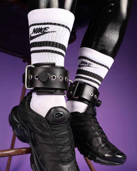 Advanced Rubber Restraint Set Closeup of Ankle Restraint